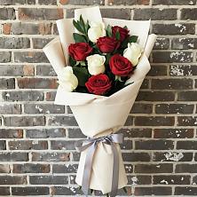 Букет цветов из:  Розы в Слюдянке
