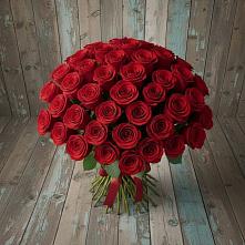Букет 55 Красных роз Фридом #REPLACE_PRED# Слюдянке