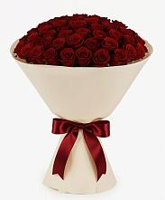 Букет 101 Бордовая роза Блэк Бакарра в Слюдянке