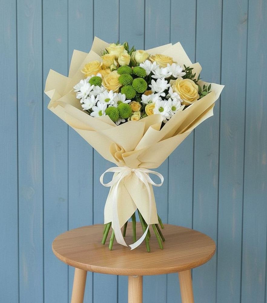 Букет цветов из: Хризантемы и Розы в Слюдянке