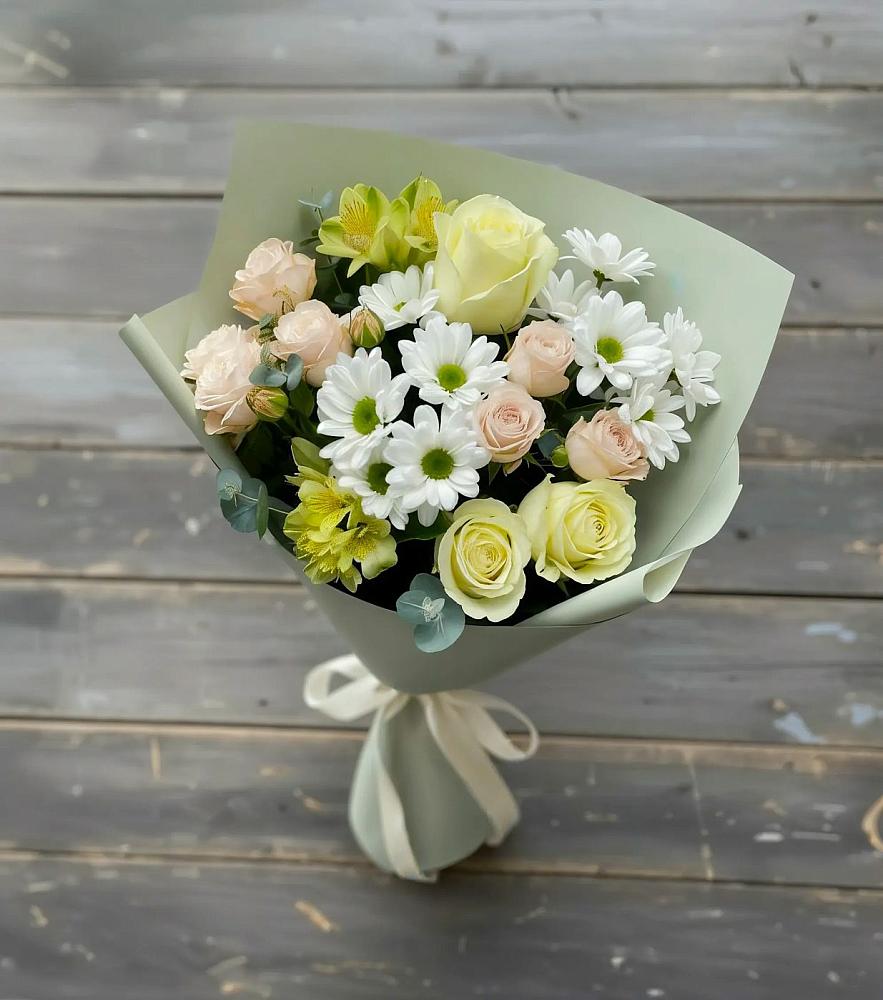 Букет цветов из: Альстромерии, Розы и Хризантемы в Слюдянке