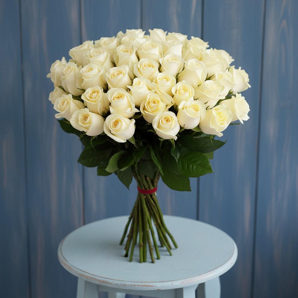 Букет 51 Белая роза Эдлесс Лав в Слюдянке