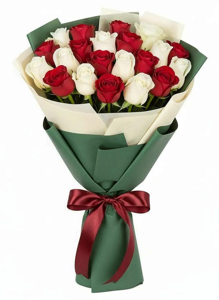 Букет Микс из красных и белых роз в Слюдянке