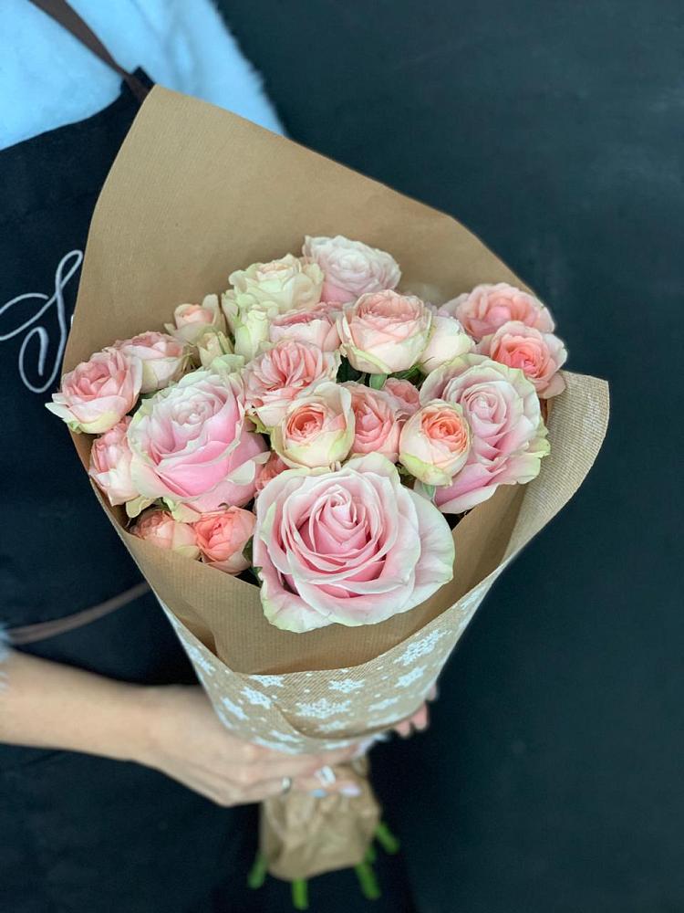 Букет цветов из: Хризантемы и Розы в Слюдянке