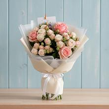 Букет цветов из:  Розы в Слюдянке